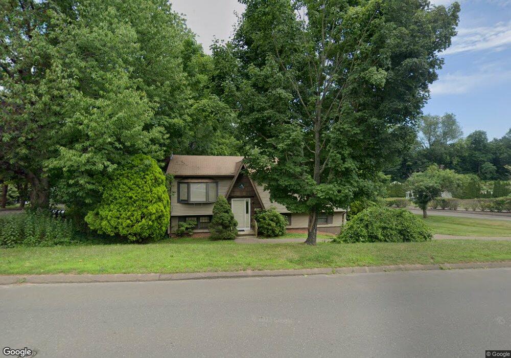 401 Golf Dr, East Haven, CT 06512 - photo 1