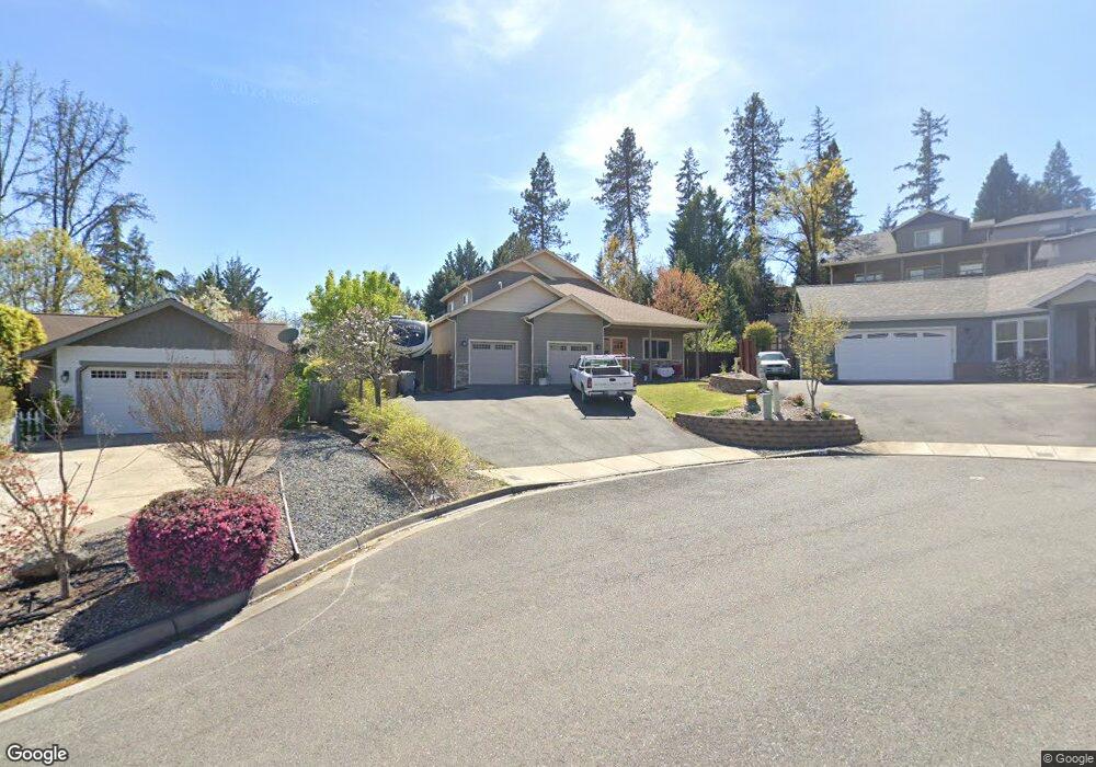 821 NW Pawn Way, Grants Pass, OR 97526 - photo 1