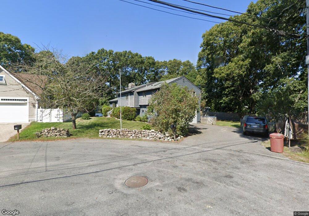 201 Riverdell Dr, Narragansett, RI 02874 - photo 1