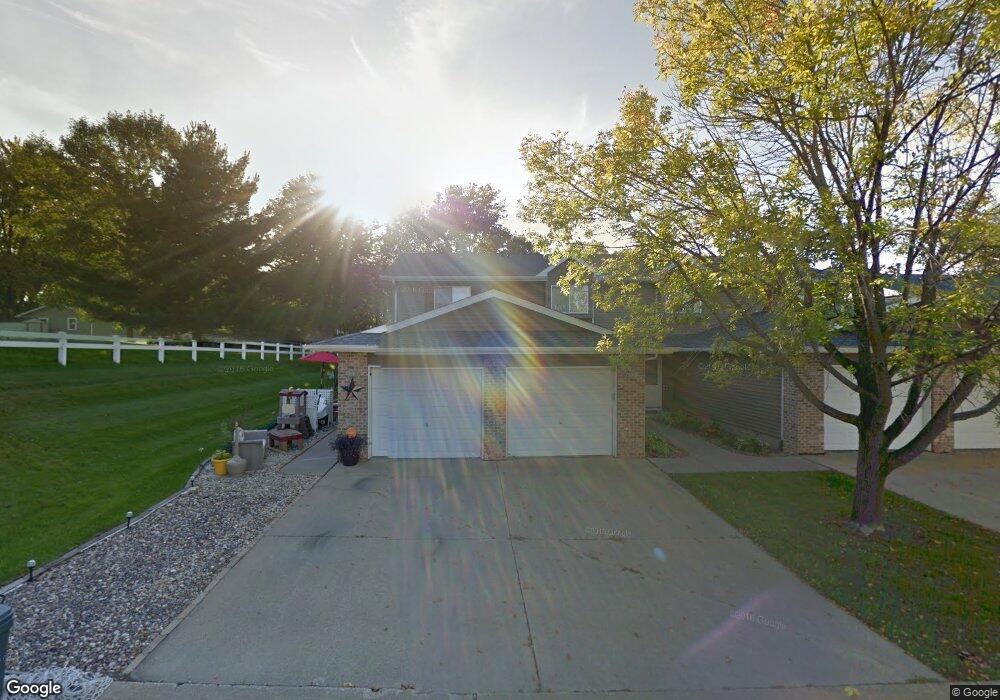 927 Grand Avenue Ct unit 927, Marion, IA 52302 - photo 1