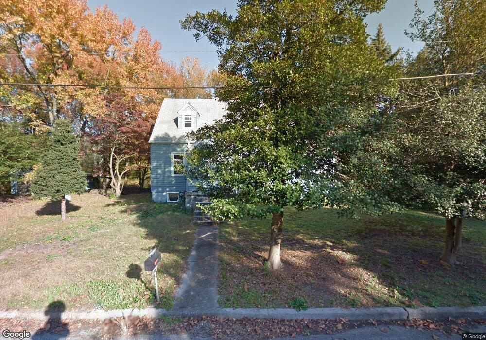 601 Cedar Crest Dr, Penns Grove, NJ 08069 - photo 1