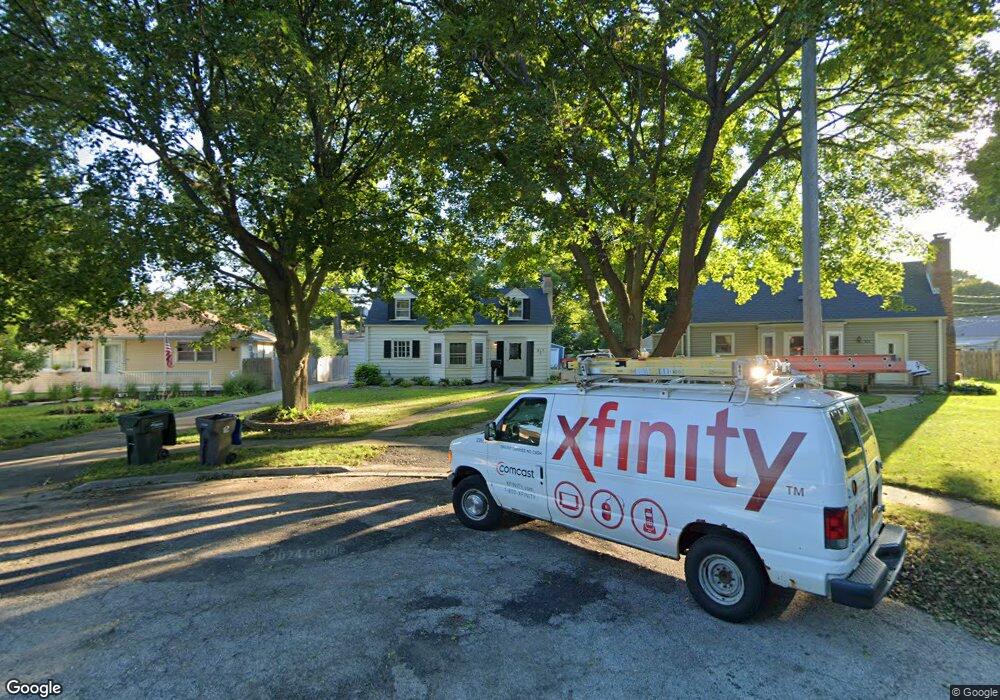 917 Fairfield Ct, Waukegan, IL 60085 - photo 1