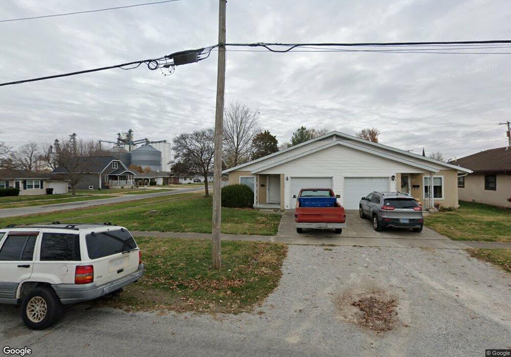 512 N Main St, Effingham, IL 62401 - photo 1