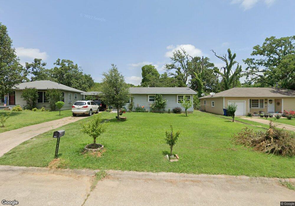 1519 W Munson St, Denison, TX 75020 - photo 1