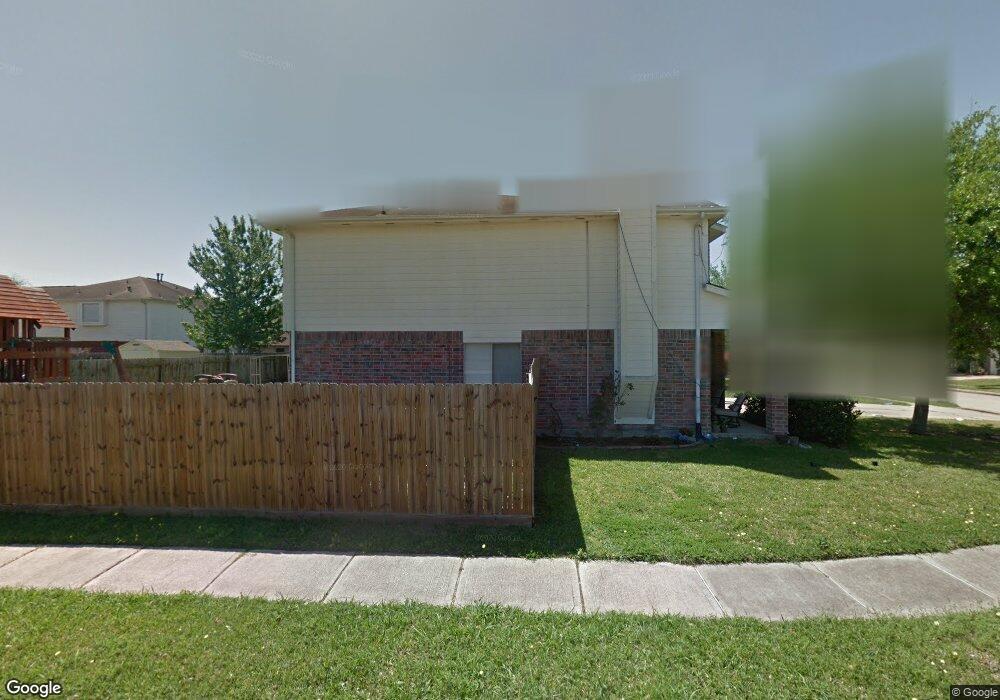 4502 Fox Run St, Pearland, TX 77584 - photo 1