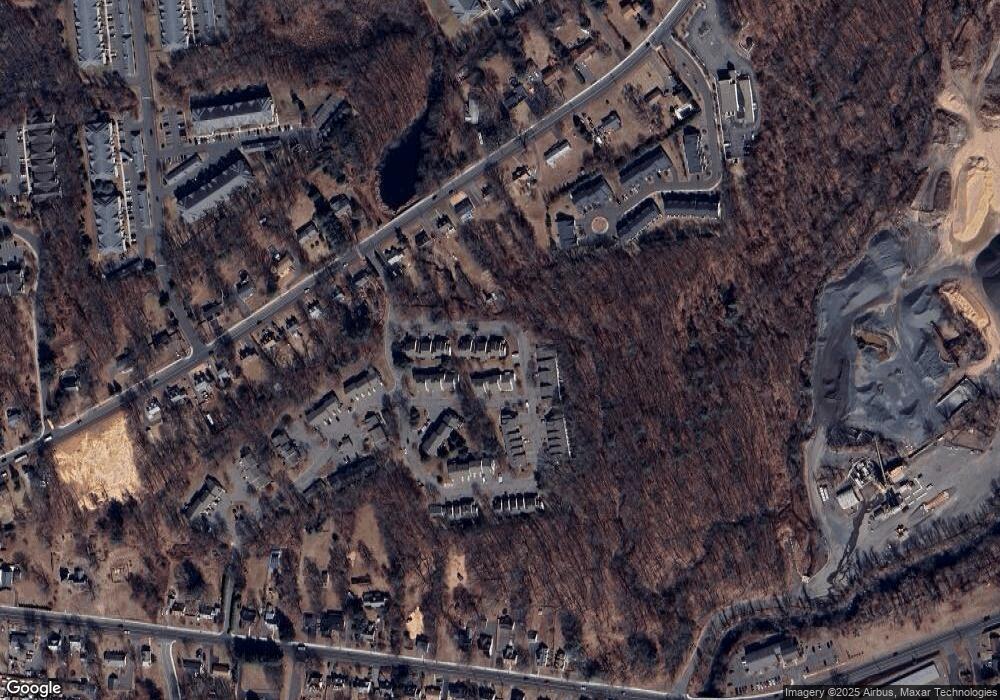 16 Oak Forest Dr unit 4, Manchester, CT 06042 - photo 1