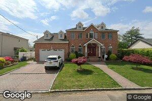 111 Sigsbee Ave, Albertson, NY 11507