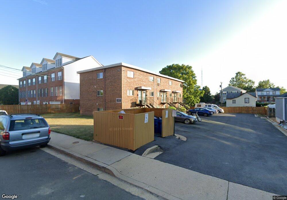 2110 N Culpeper St unit 4, Arlington, VA 22207 - photo 1