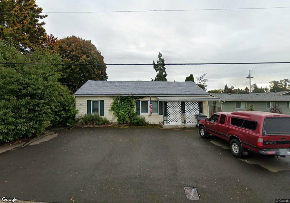 215 NE Hill St, Sheridan, OR 97378 - photo 1