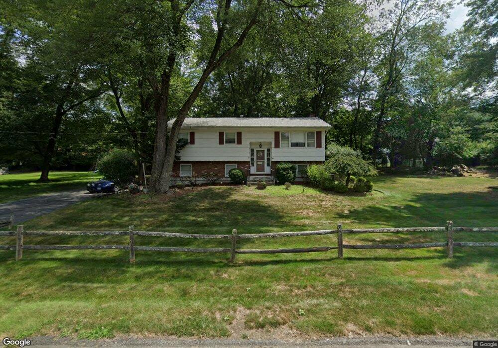 4 Laurel Ln, Spring Valley, NY 10977 - photo 1