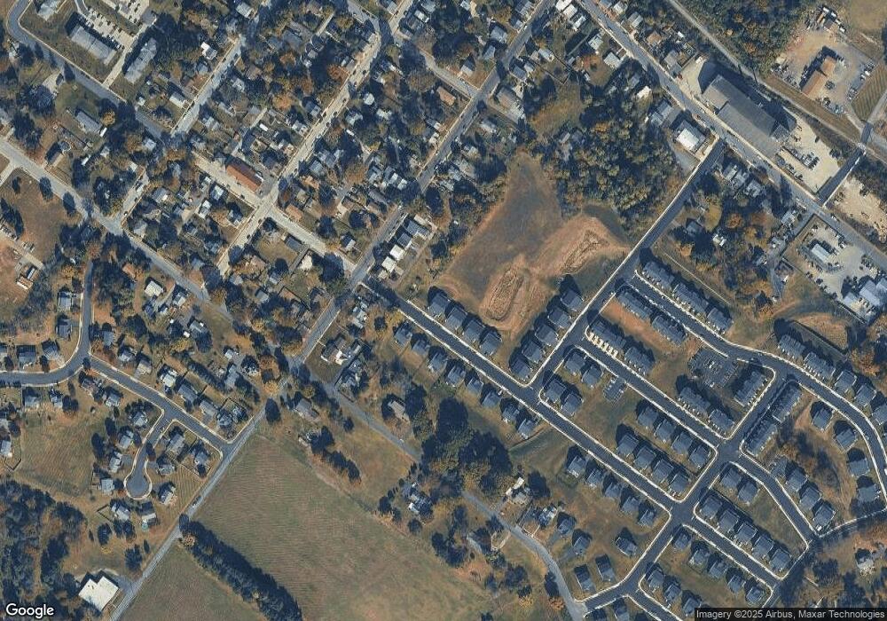 407 S Cedar St, Spring City, PA 19475 - photo 1