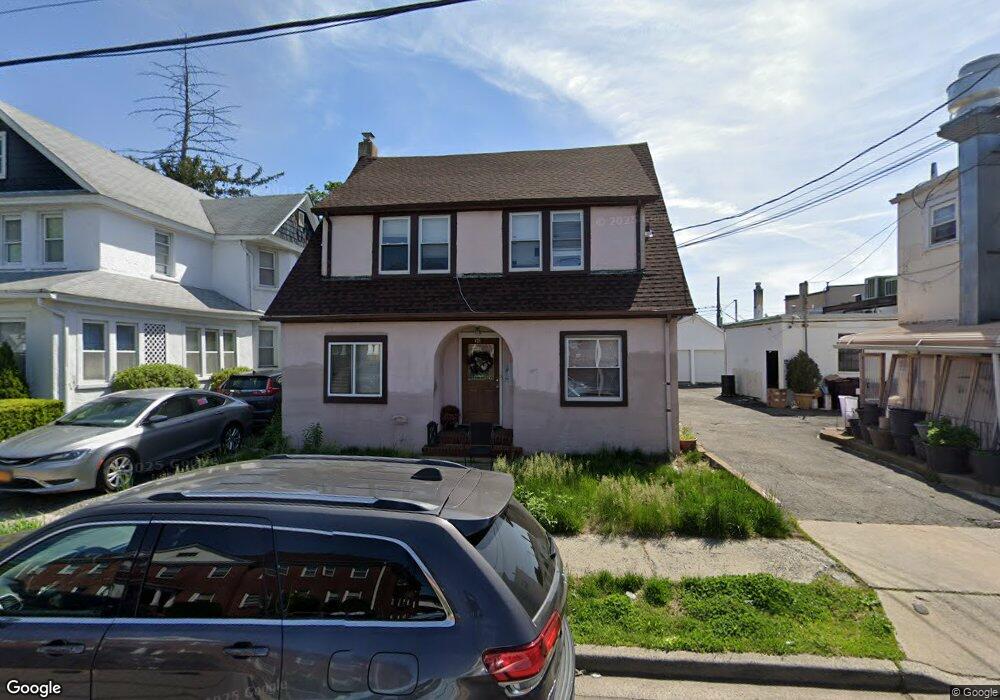 14 Franklin St unit 1R, Franklin Square, NY 11010 - photo 1