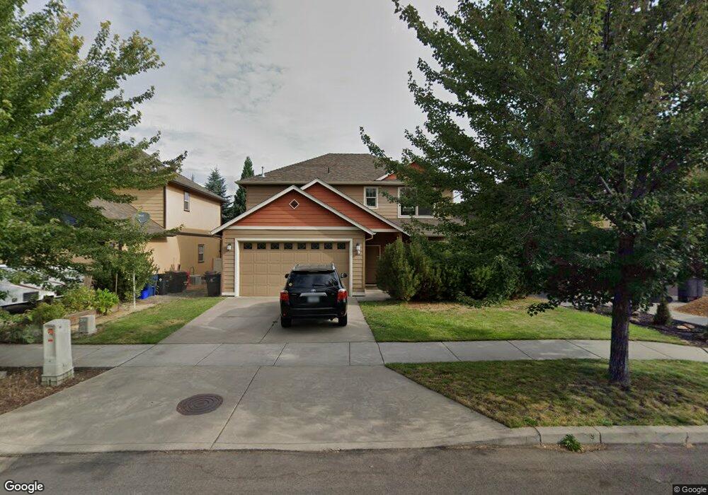 678 SE Glencoe Place, Bend, OR 97702 - photo 1