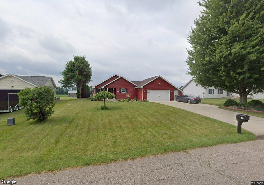 562 E 300 N, La Porte, IN 46350 - photo 1