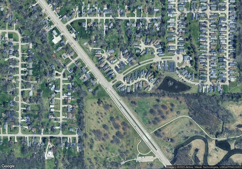 1821 Swan Lake Cir, Des Moines, IA 50320 - photo 1