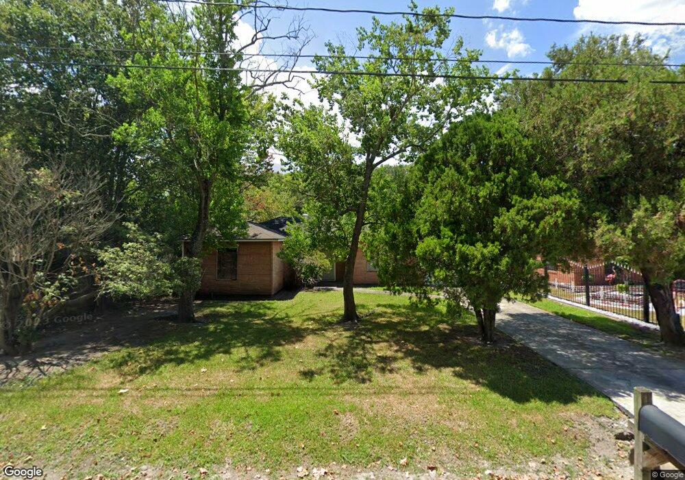 9221 Levering Ln, Houston, TX 77028 - photo 1