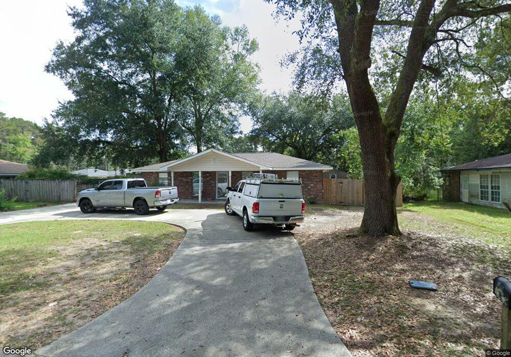 1009 Chestnut Dr, Picayune, MS 39466 - photo 1