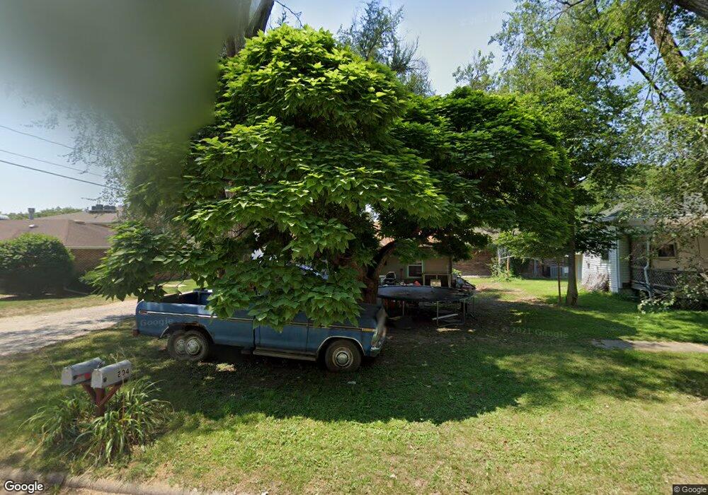 202 N Broad St, Shenandoah, IA 51601 - photo 1