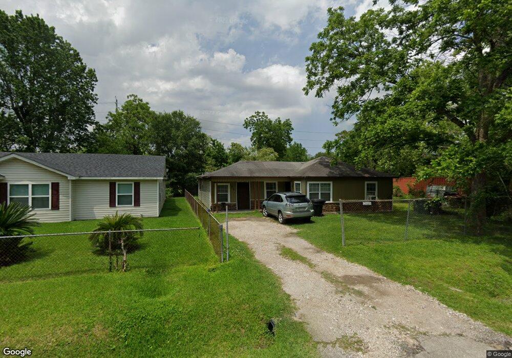 7637 Fawnridge Dr, Houston, TX 77028 - photo 1