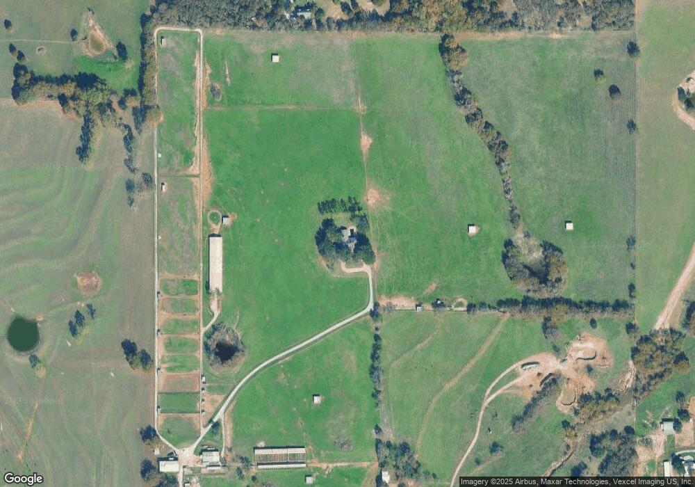 802 Scarlett Rd, Weatherford, TX 76087 - photo 1