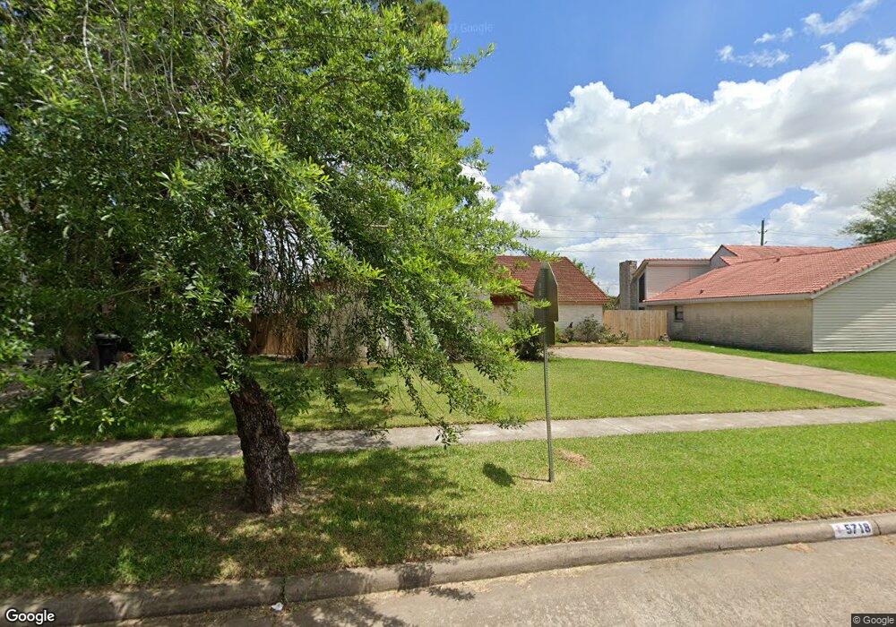 5718 Arncliffe Dr, Houston, TX 77088 - photo 1