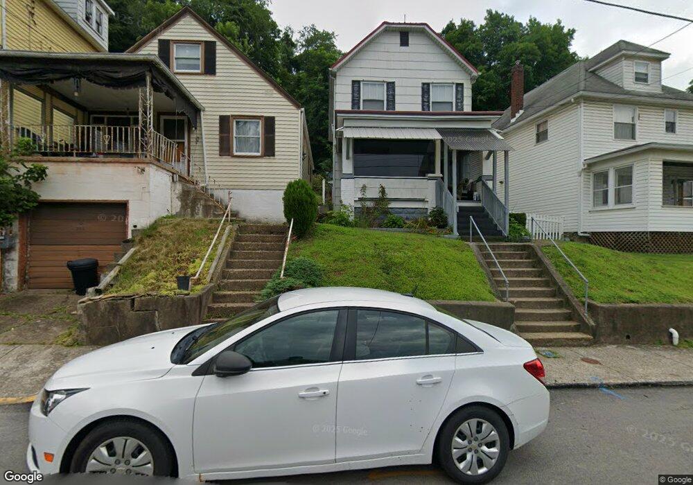 732 Mckinley Ave, East Vandergrift, PA 15629 - photo 1
