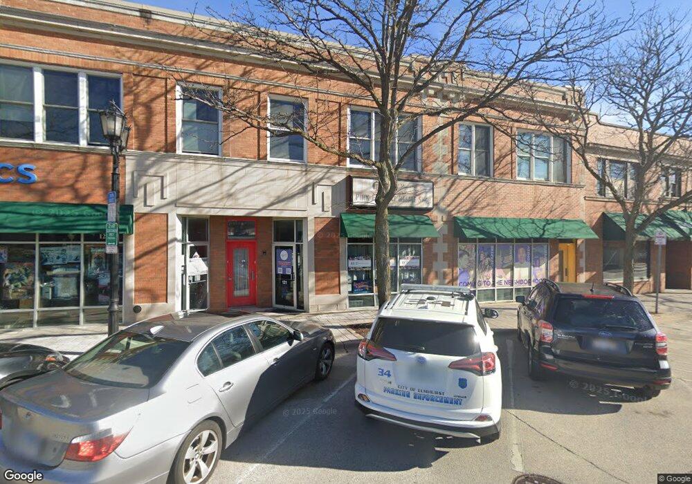 121 W 1st St, Elmhurst, IL 60126 - photo 1