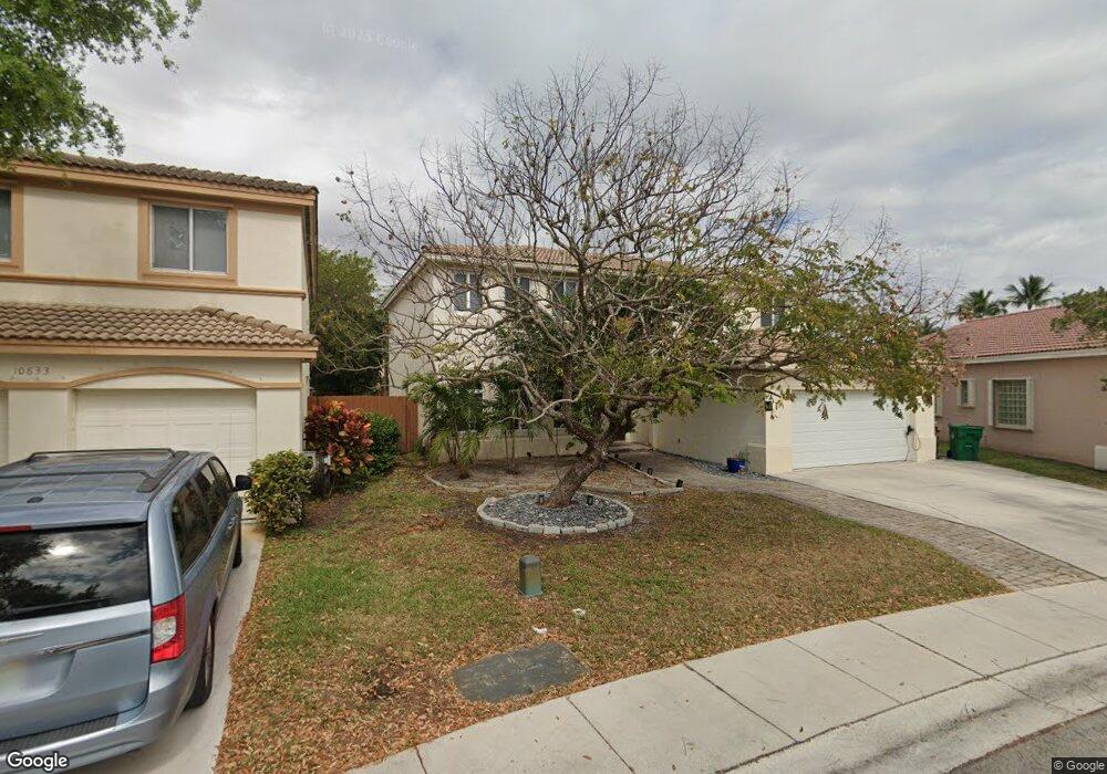 10823 SW 14th Place, Davie, FL 33324 - photo 1