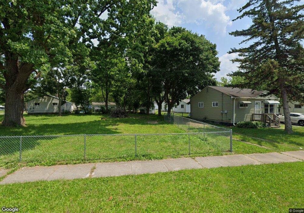 957 Darling St, Flint, MI 48532 - photo 1