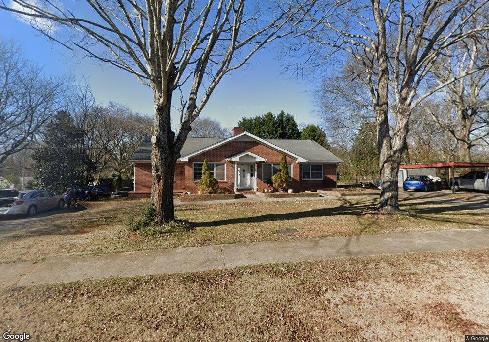435 W Shadburn Ave, Buford, GA 30518 - photo 1