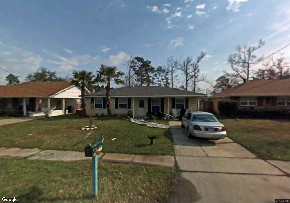 210 Hummingbird Ln, Slidell, LA 70458 - photo 1