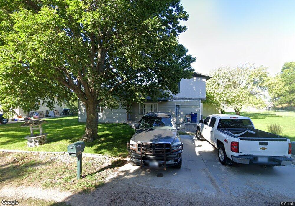 2816 Hoover Rd, North Platte, NE 69101 - photo 1