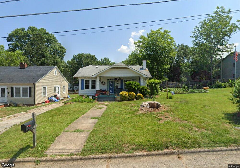 216 Park St, Statesville, NC 28677 - photo 1