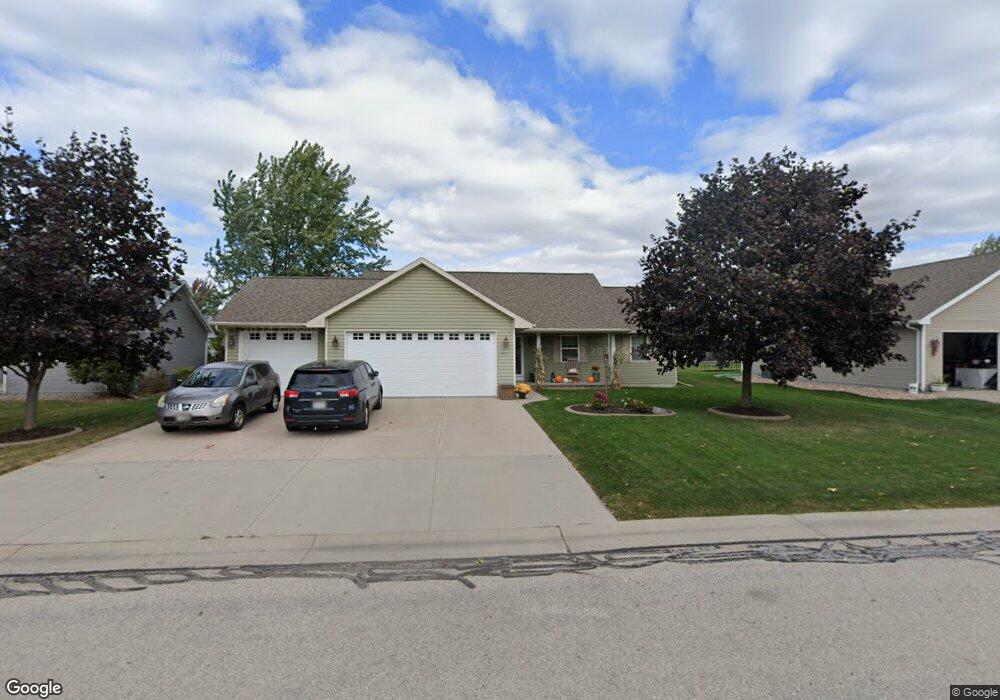 W6034 Nettie Dr, Appleton, WI 54915 - photo 1