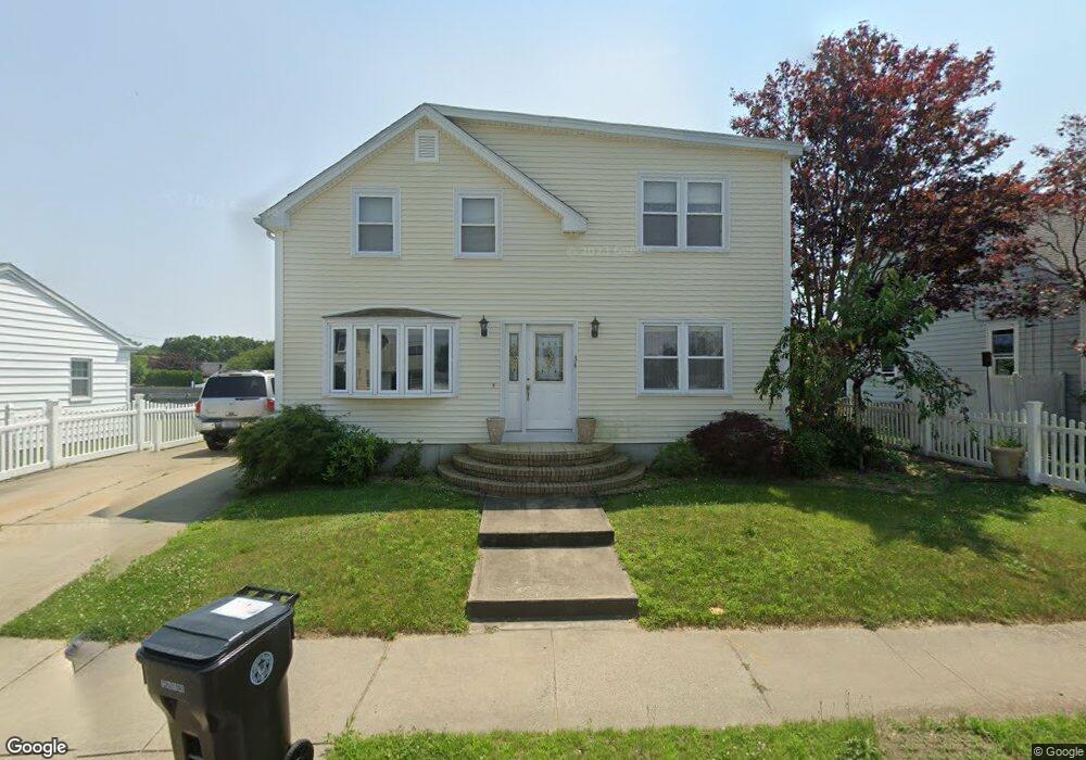 34 Sharp St, North Dartmouth, MA 02747 - photo 1