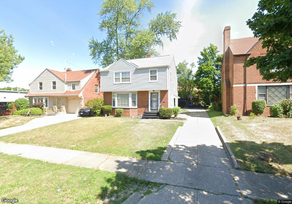 3489 Bendemeer Rd, Cleveland, OH 44118 - photo 1