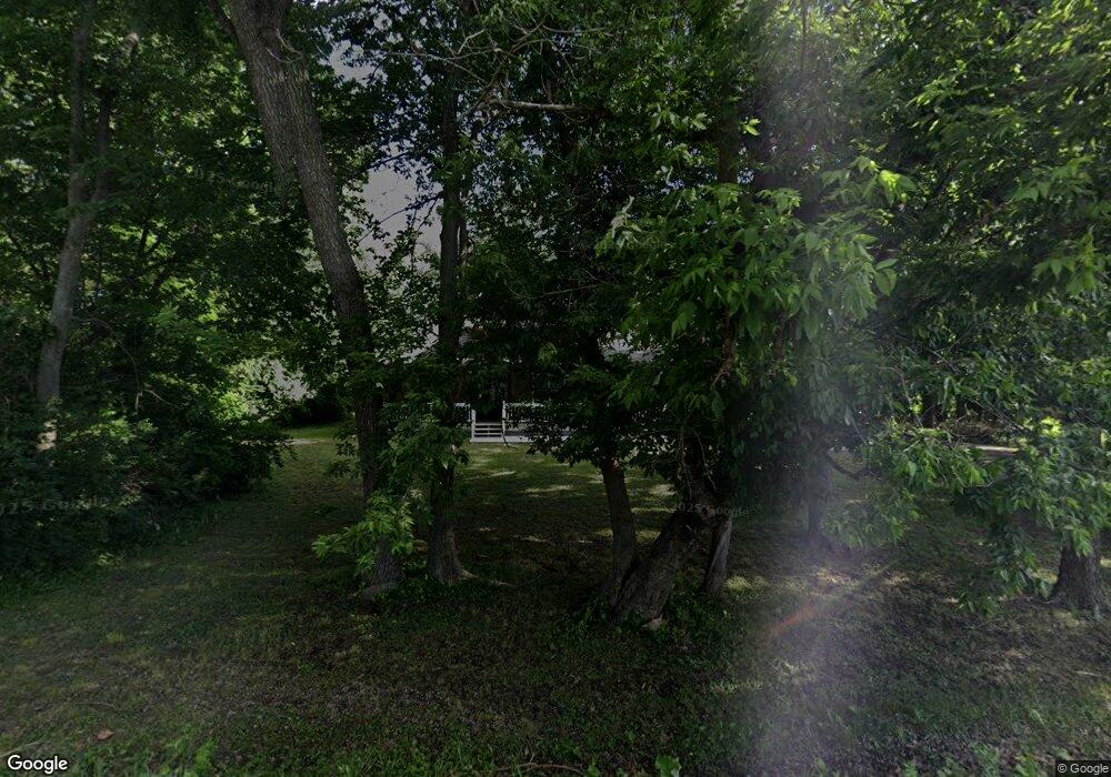 1717 SW 33rd St, Topeka, KS 66611 - photo 1