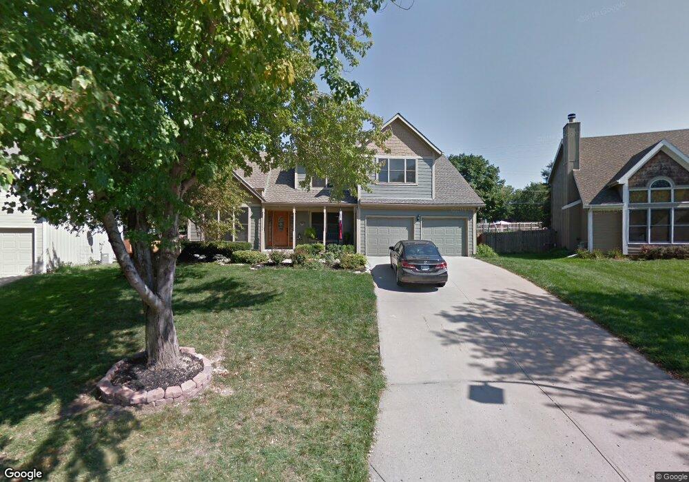 15921 W 82nd Place, Lenexa, KS 66219 - photo 1