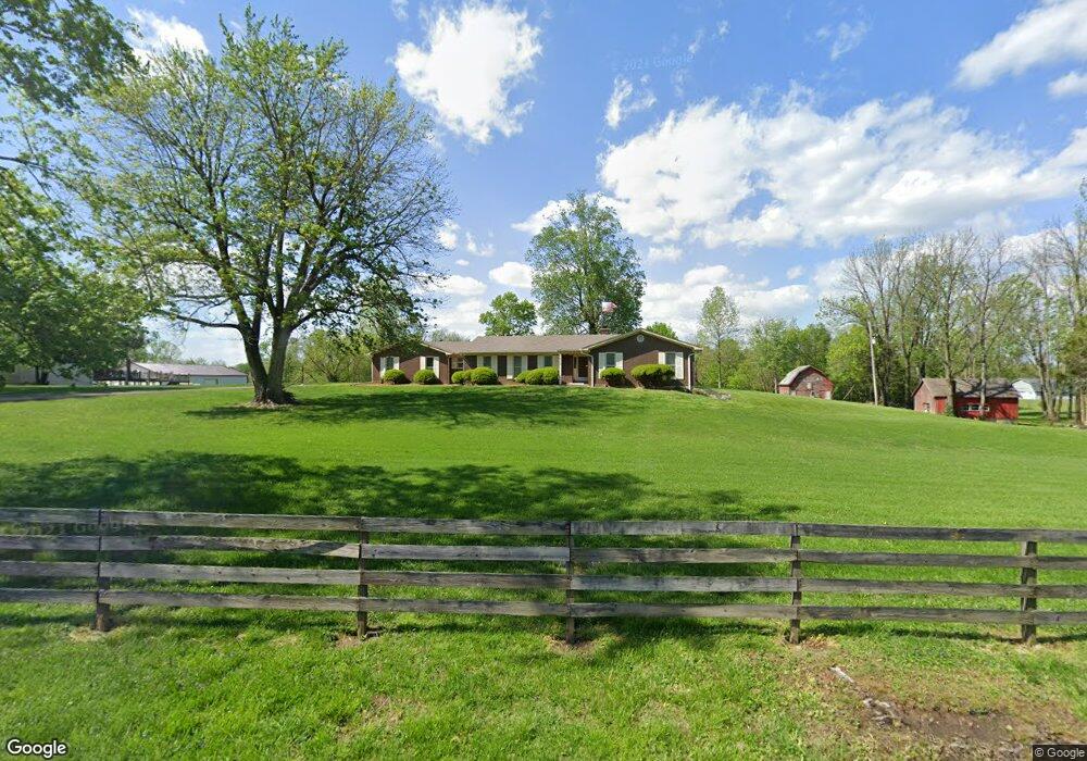 7615 E Manslick Rd, Louisville, KY 40228 - photo 1