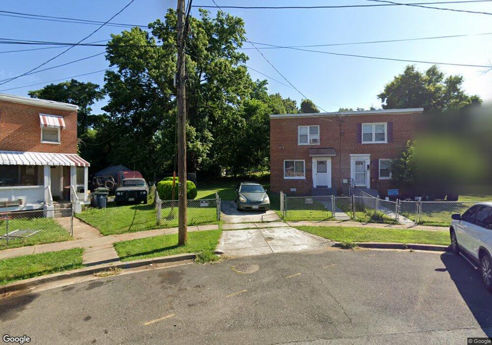 6333 Carrington Ct, Capitol Heights, MD 20743 - photo 1