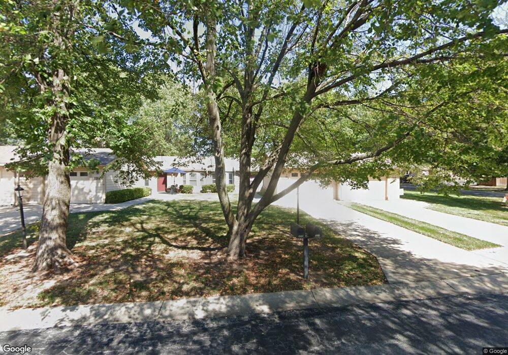 1312 W Stone Blvd, Raymore, MO 64083 - photo 1