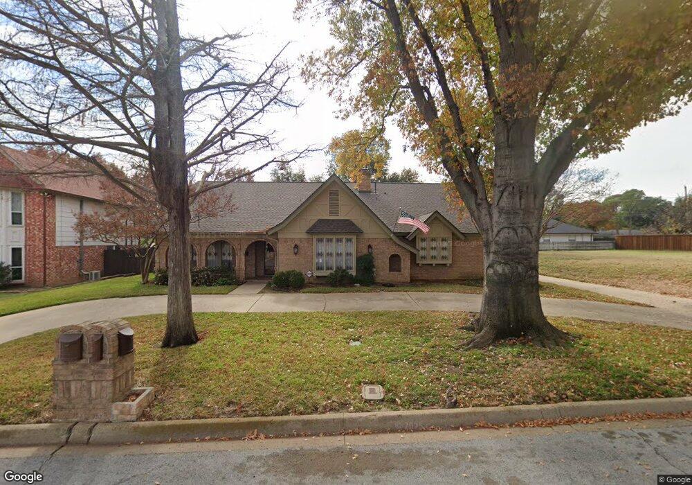 333 Circleview Dr N, Hurst, TX 76054 - photo 1