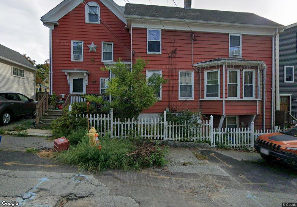 9 Traverse St, Gloucester, MA 01930 - photo 1