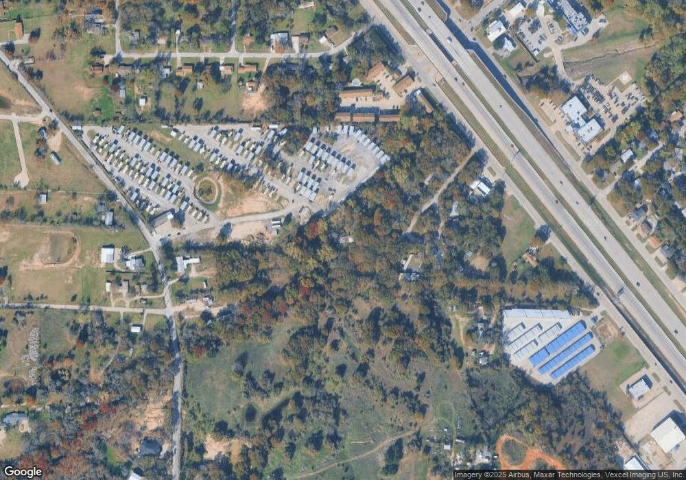 128 Hankins Dr, Azle, TX 76020 - photo 1