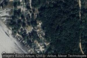 498 Oakwood Beach Dr, Brooklyn, MI 49230