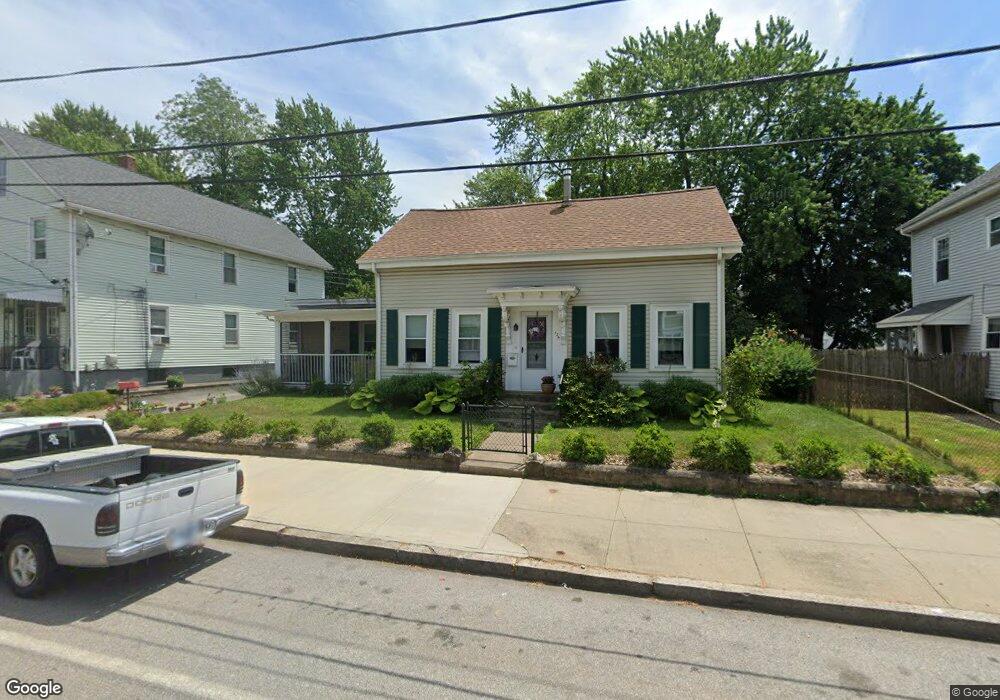 129 East St, Pawtucket, RI 02860 - photo 1