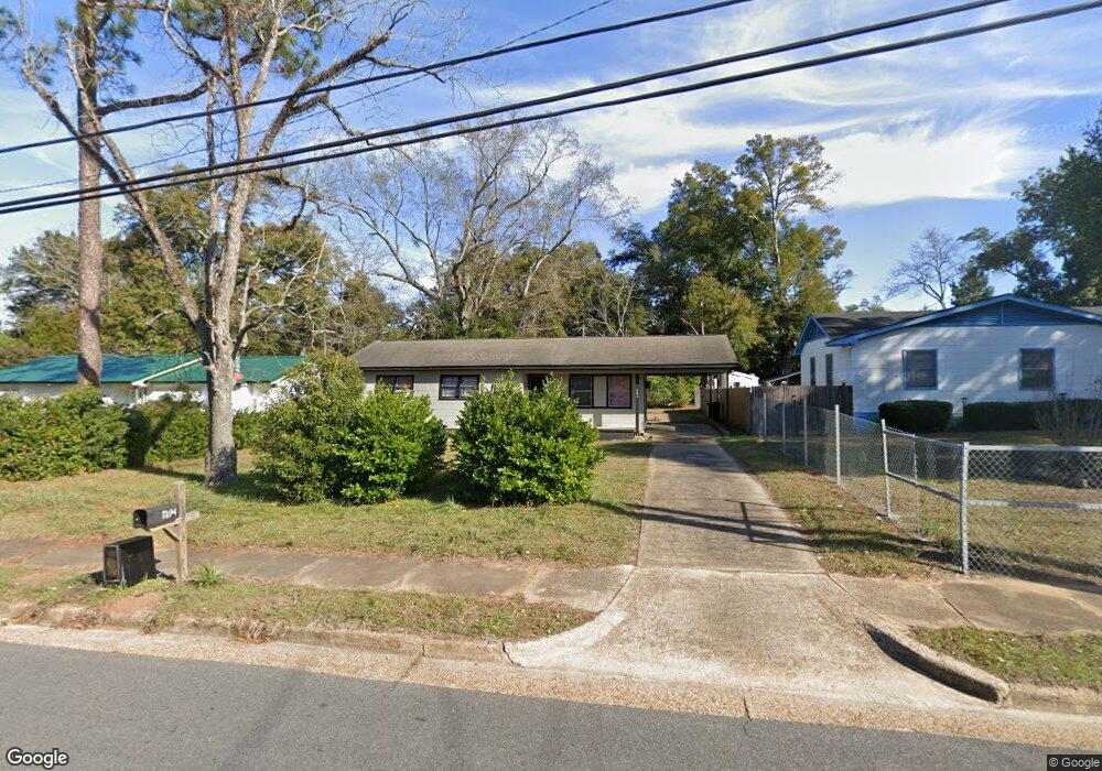 607 S Washington St, Bainbridge, GA 39819 - photo 1
