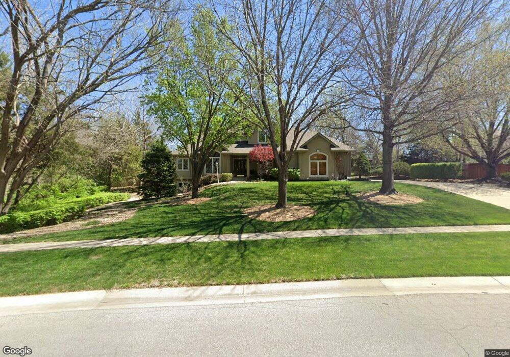 3762 SW Stonybrook Dr, Topeka, KS 66610 - photo 1