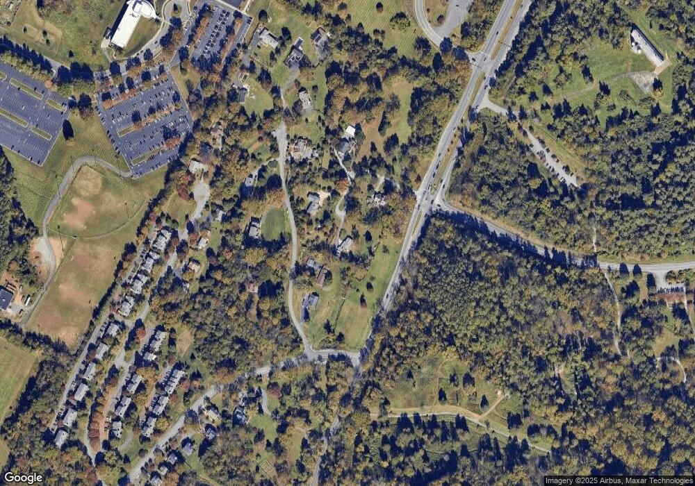 505 Debenham Ct, Charlottesville, VA 22902 - photo 1