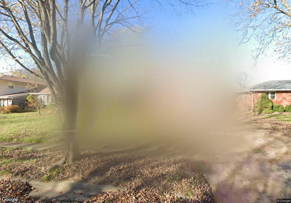 1290 Gumwood Dr, Columbus, OH 43229 - photo 1